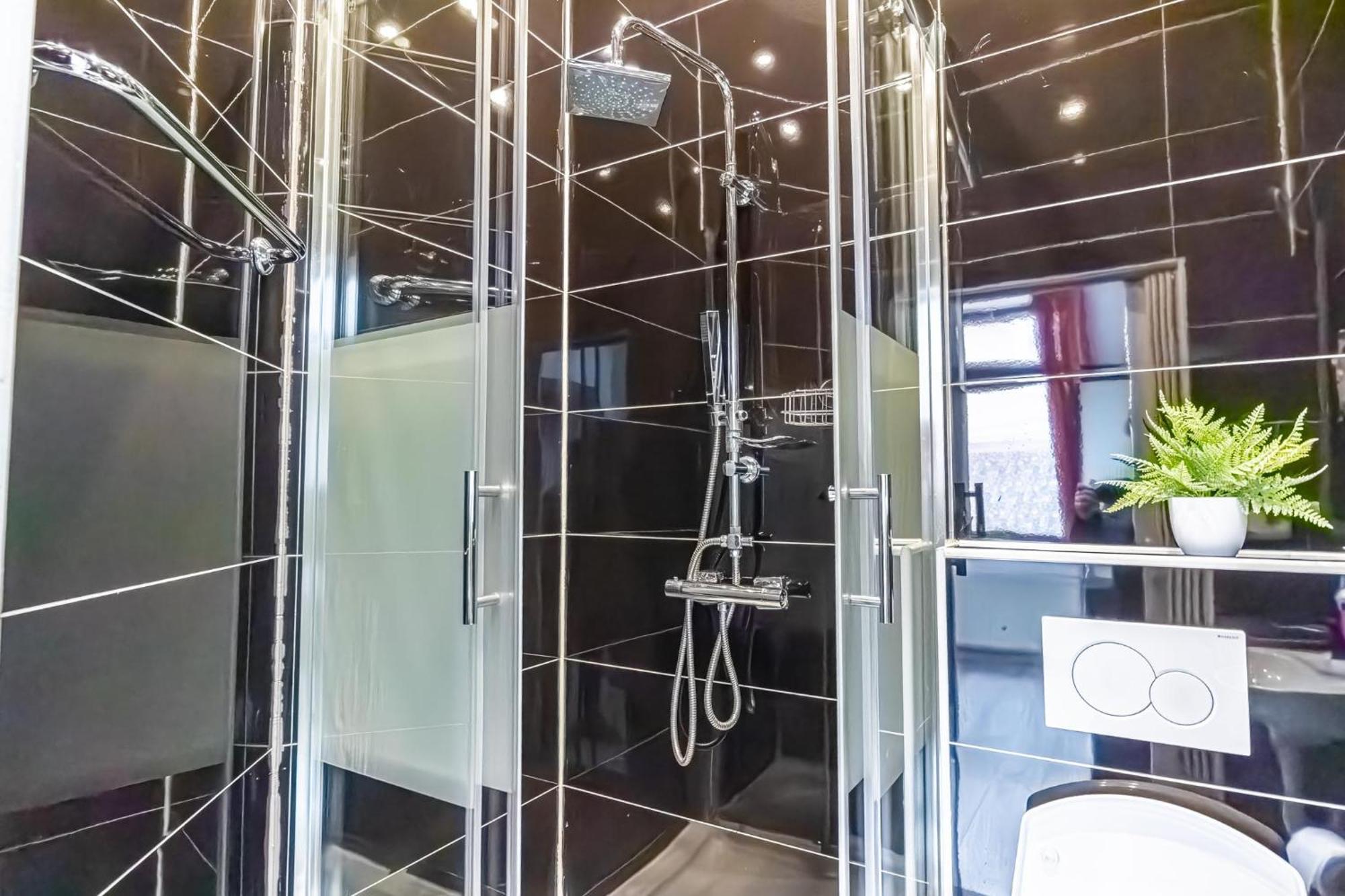 Modern Apartment Suitable For Longstays Vienna Luaran gambar